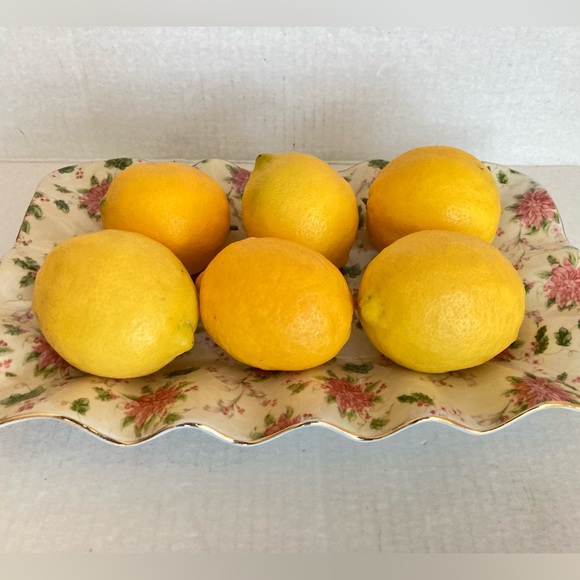 Rectangular platter with scaling edges floral pink serving platter - Picture 5 of 7